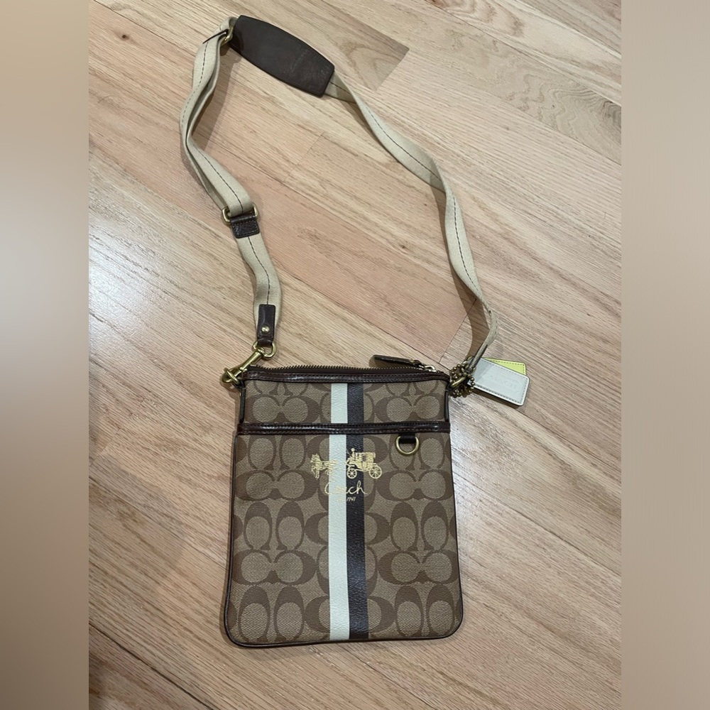 Coach Crossbody, used good condition